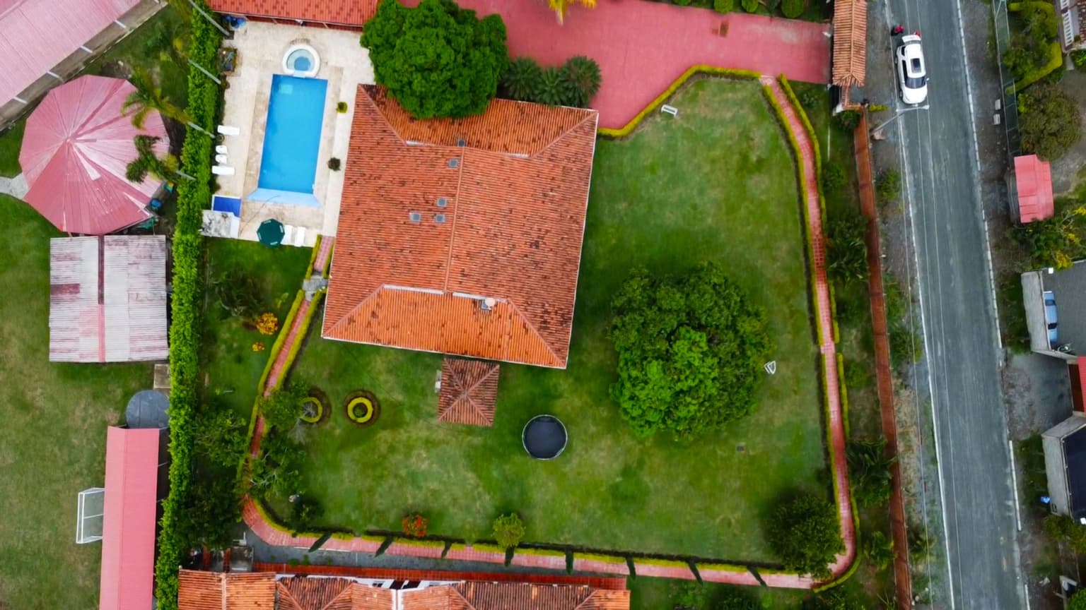 Vista aérea de una finca privada en Rozo