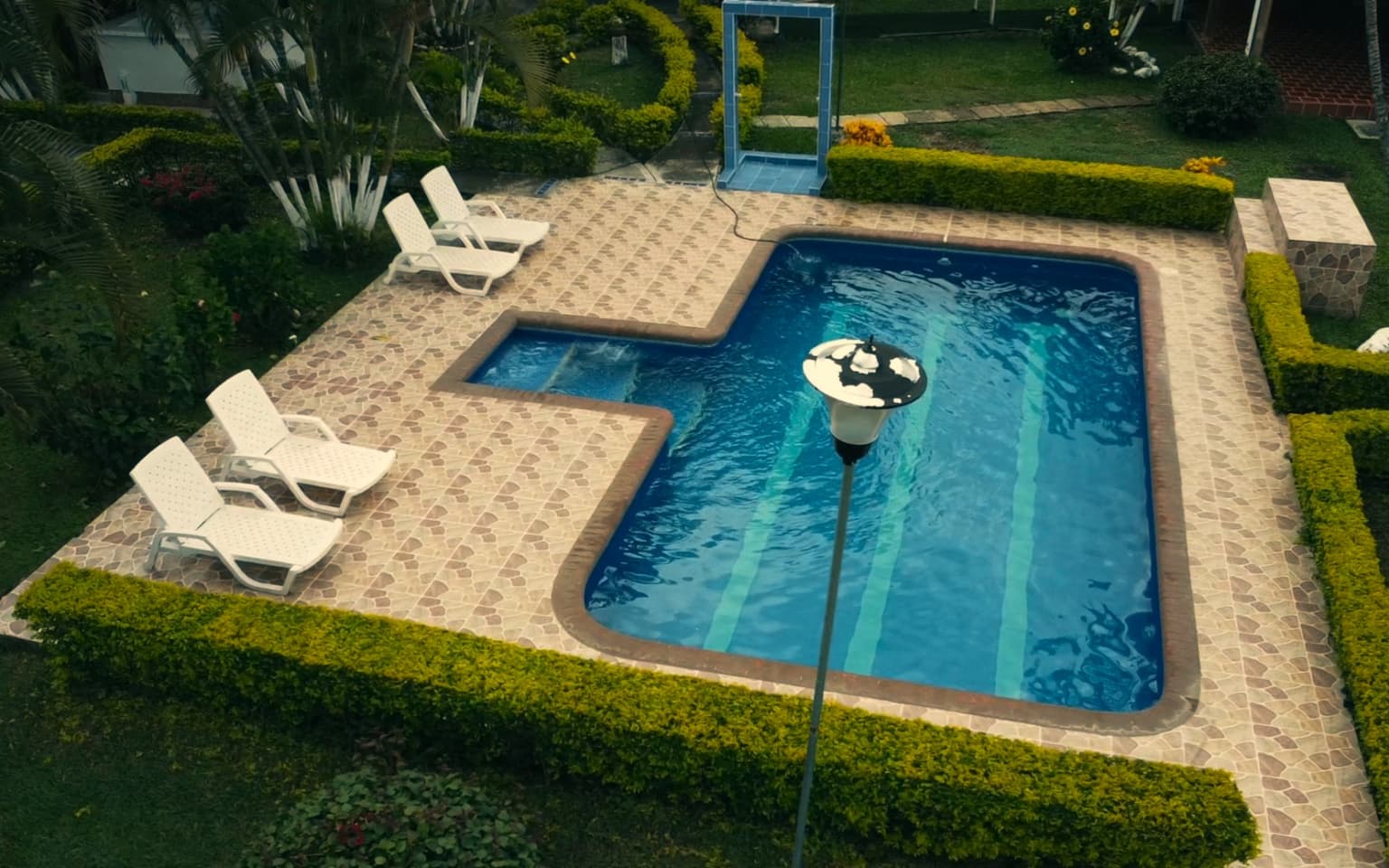 Piscina desde el aire